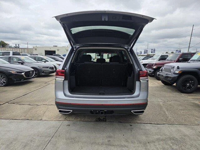 Used 2026 Silver Mist Metallic Volkswagen 2.0T SE w/Technology image 26