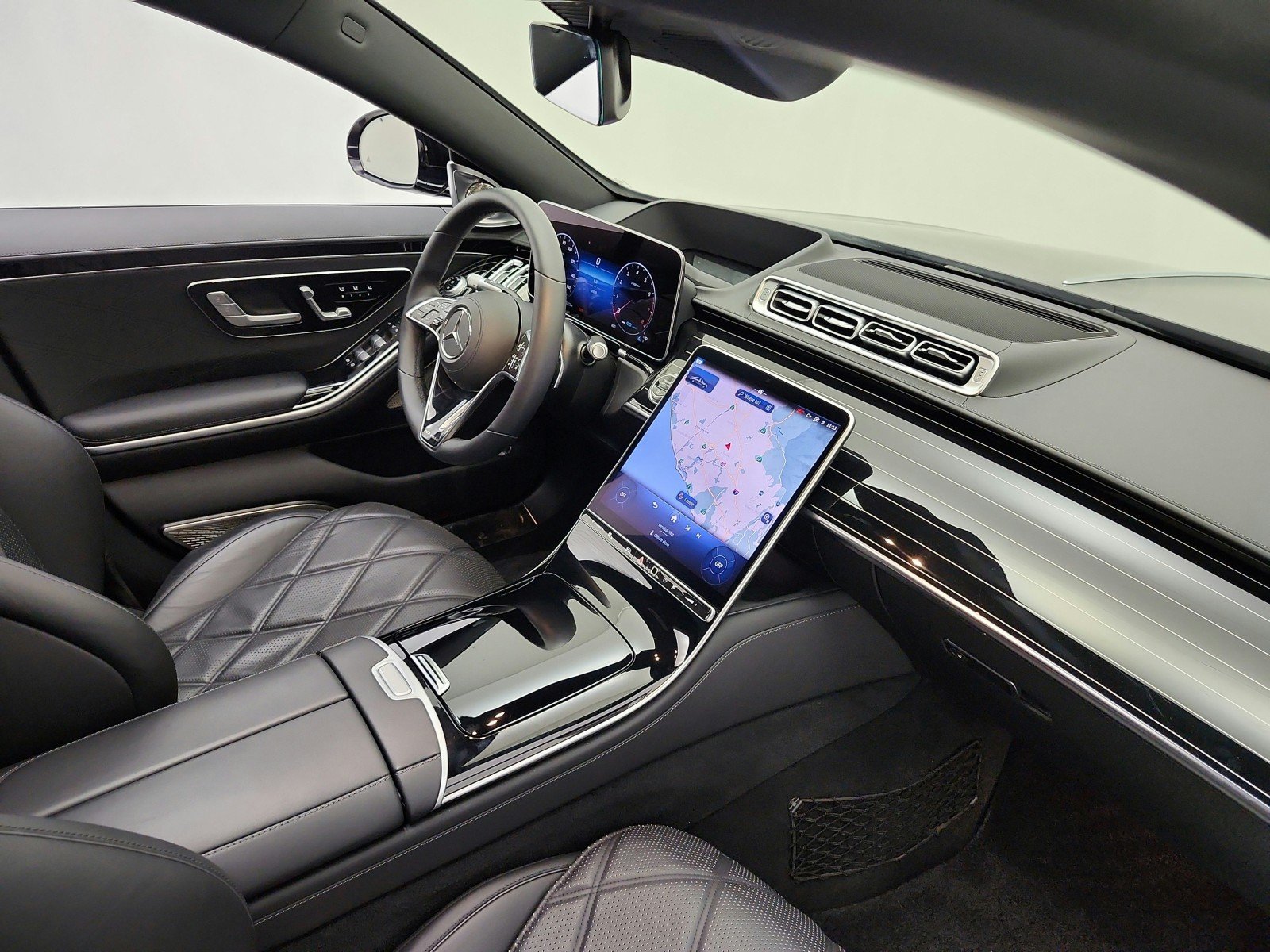 Certified Used 2021 Black Mercedes-Benz Maybach S 580 4MATIC® Sedan image 18