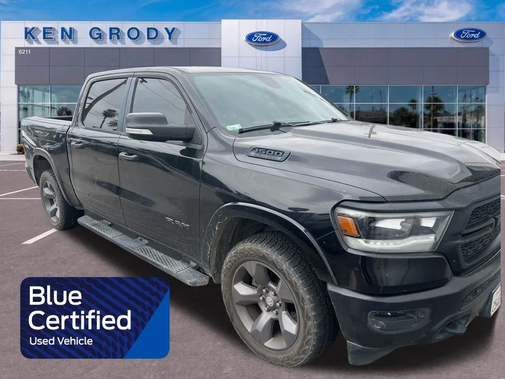 2020 RAM 1500 Big Horn/Lone Star 4x4 Crew Cab 5'7's photo