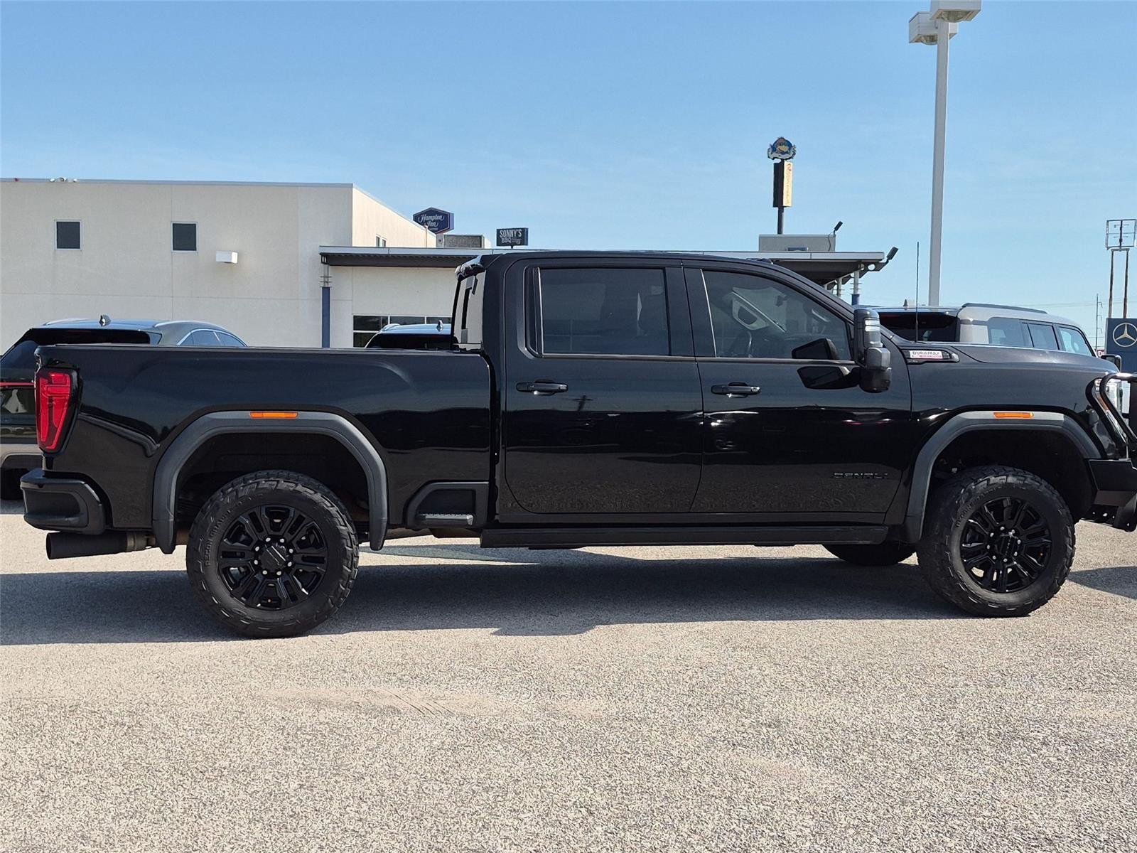 Used 2021 Ebony Twilight Metallic GMC Denali image 6