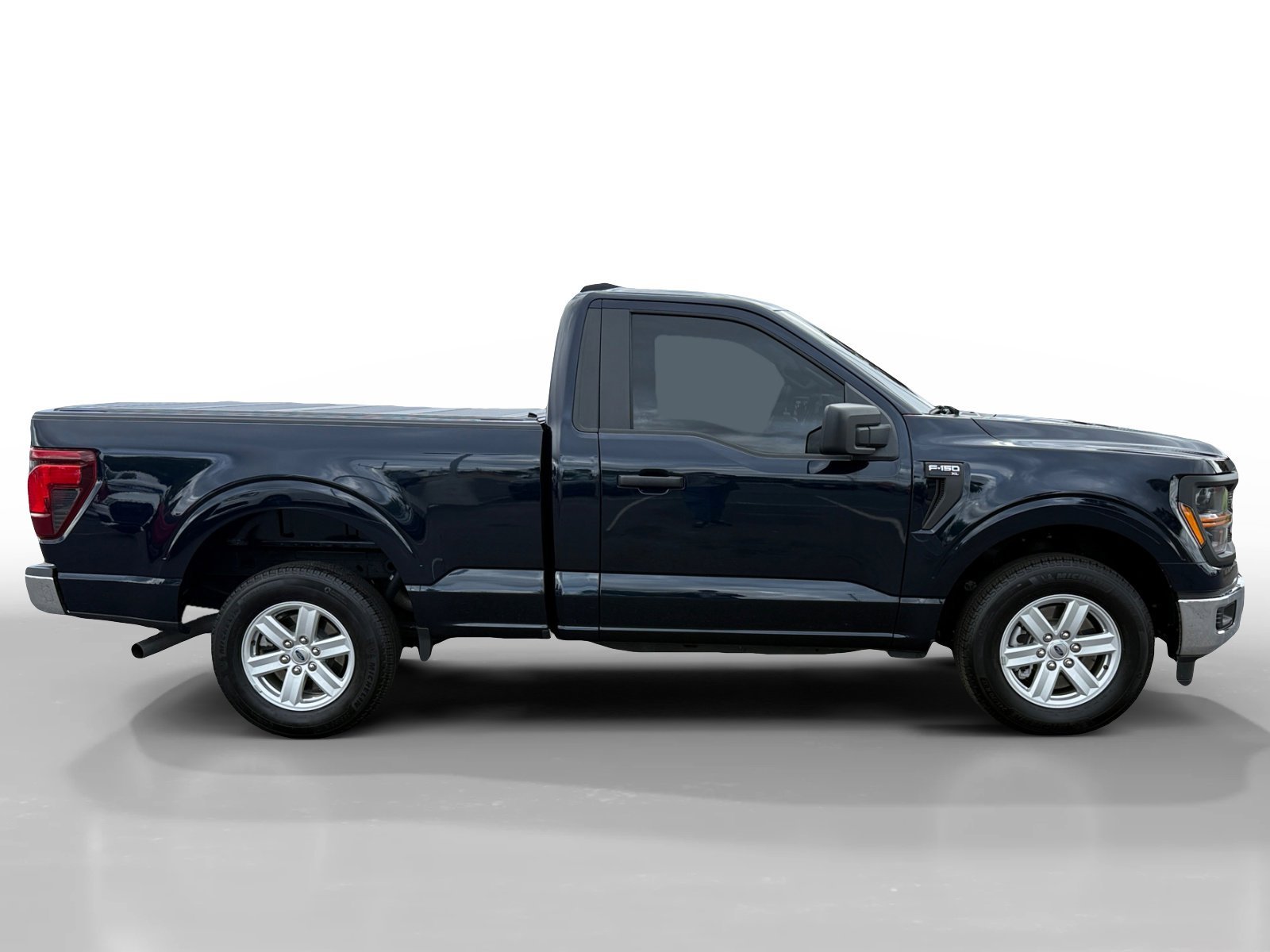 Used 2025 Blue Metallic Ford XL image 6