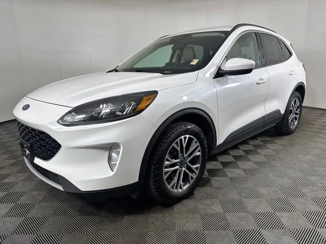 Certified Used 2020 Star White Ford SEL image 8