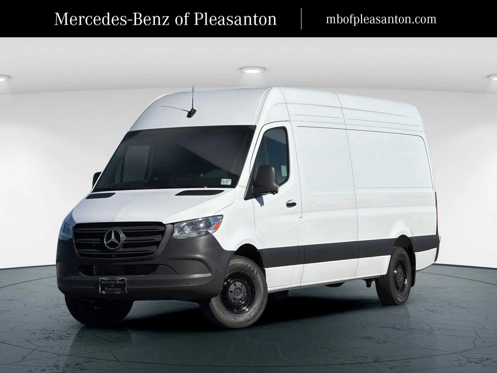 2026 Mercedes-Benz Sprinter 2500 170 WB HO High Roof's photo