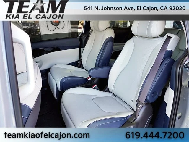 New 2027 White Kia SX Prestige image 23
