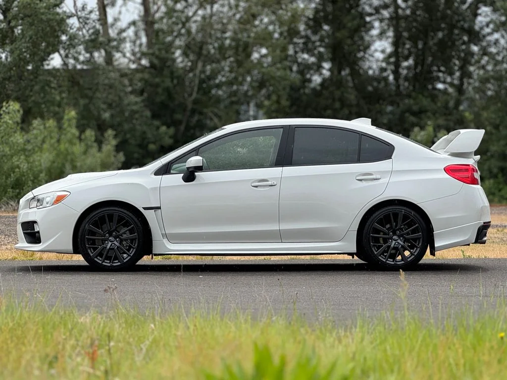 Used 2017 Crystal White Pearl Subaru Base image 4