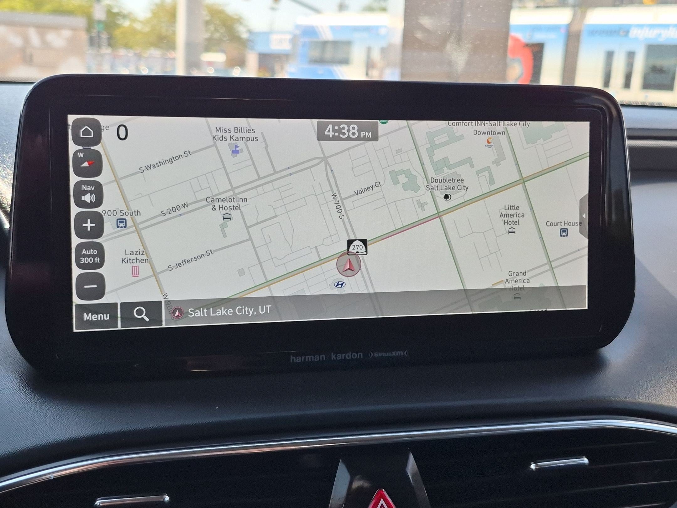 Used 2021 Quartz White Hyundai Limited image 23