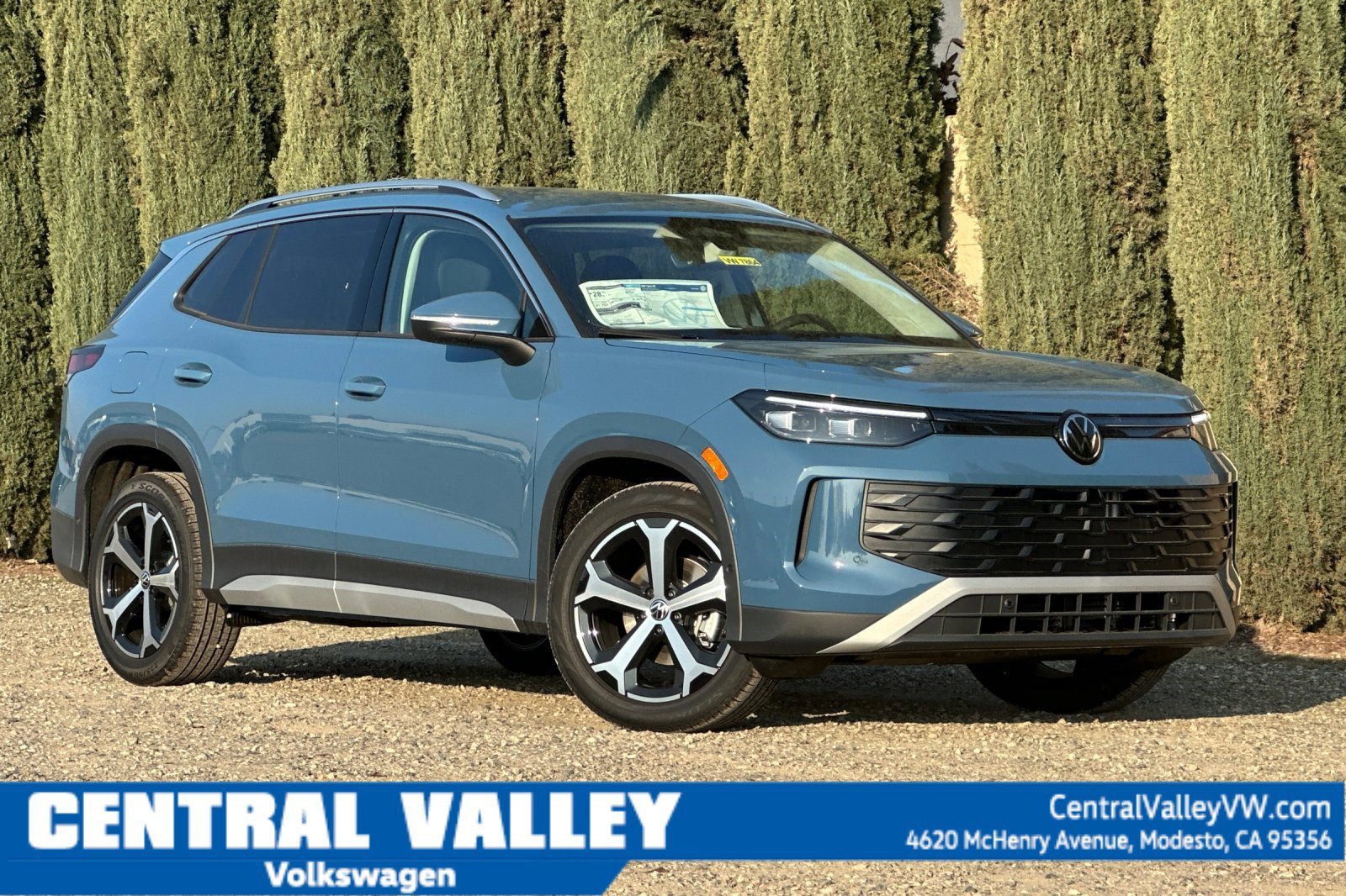 New 2026 Monterey Blue Pearl Volkswagen SE image 1