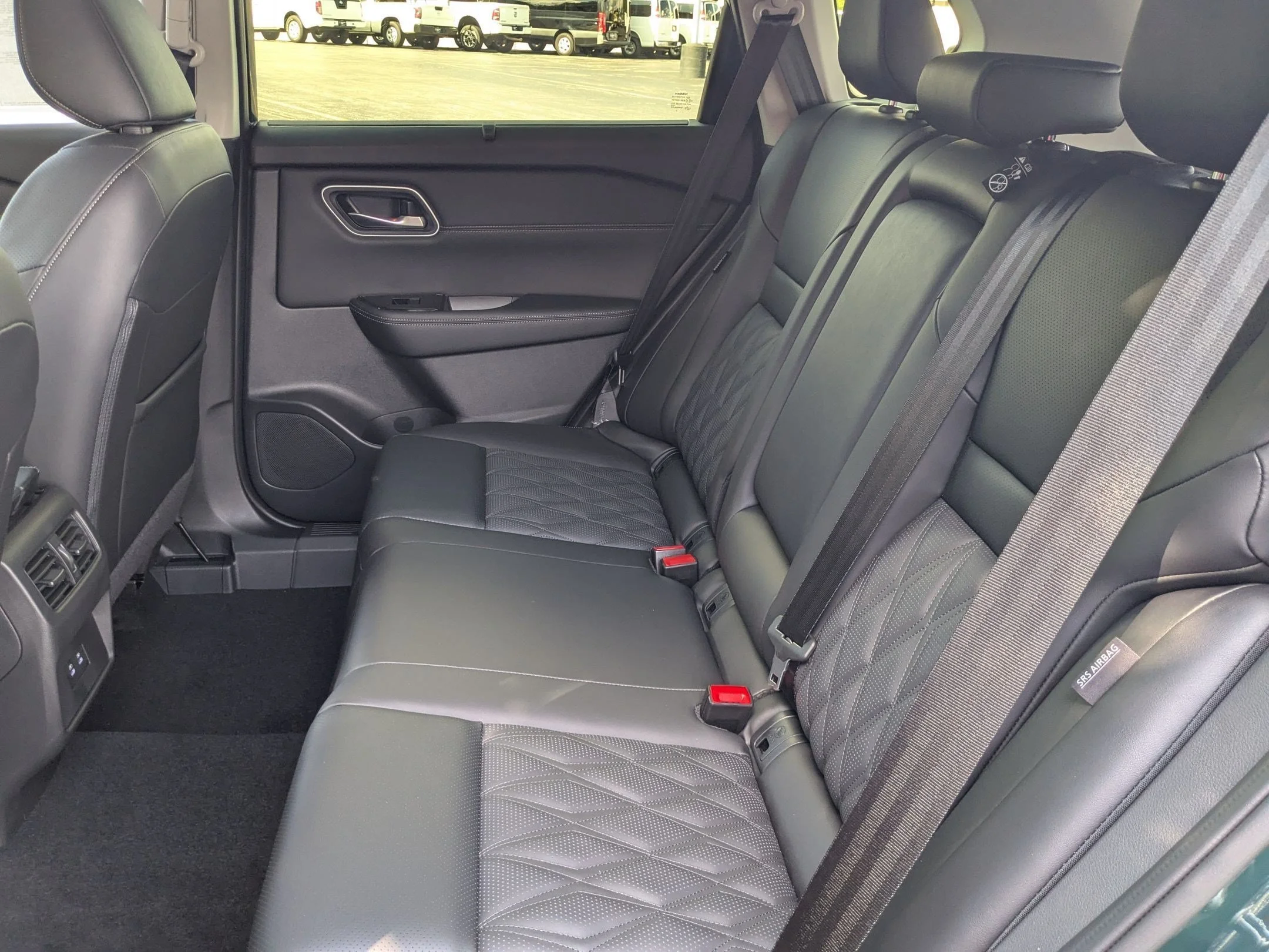 New 2026 Obsidian Green Pearl Nissan Platinum image 25