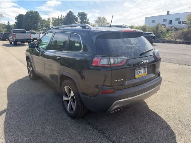 Used 2020 Diamond Black Crystal Pearlcoat Jeep Limited image 2