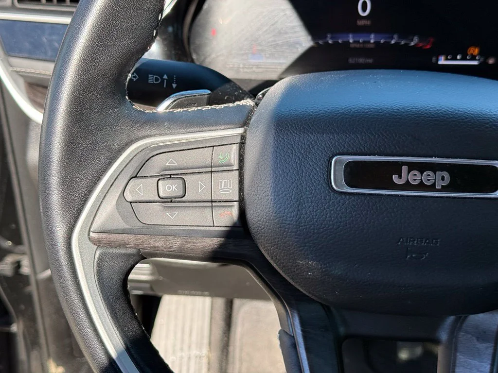Used 2022 Black Jeep Limited image 15