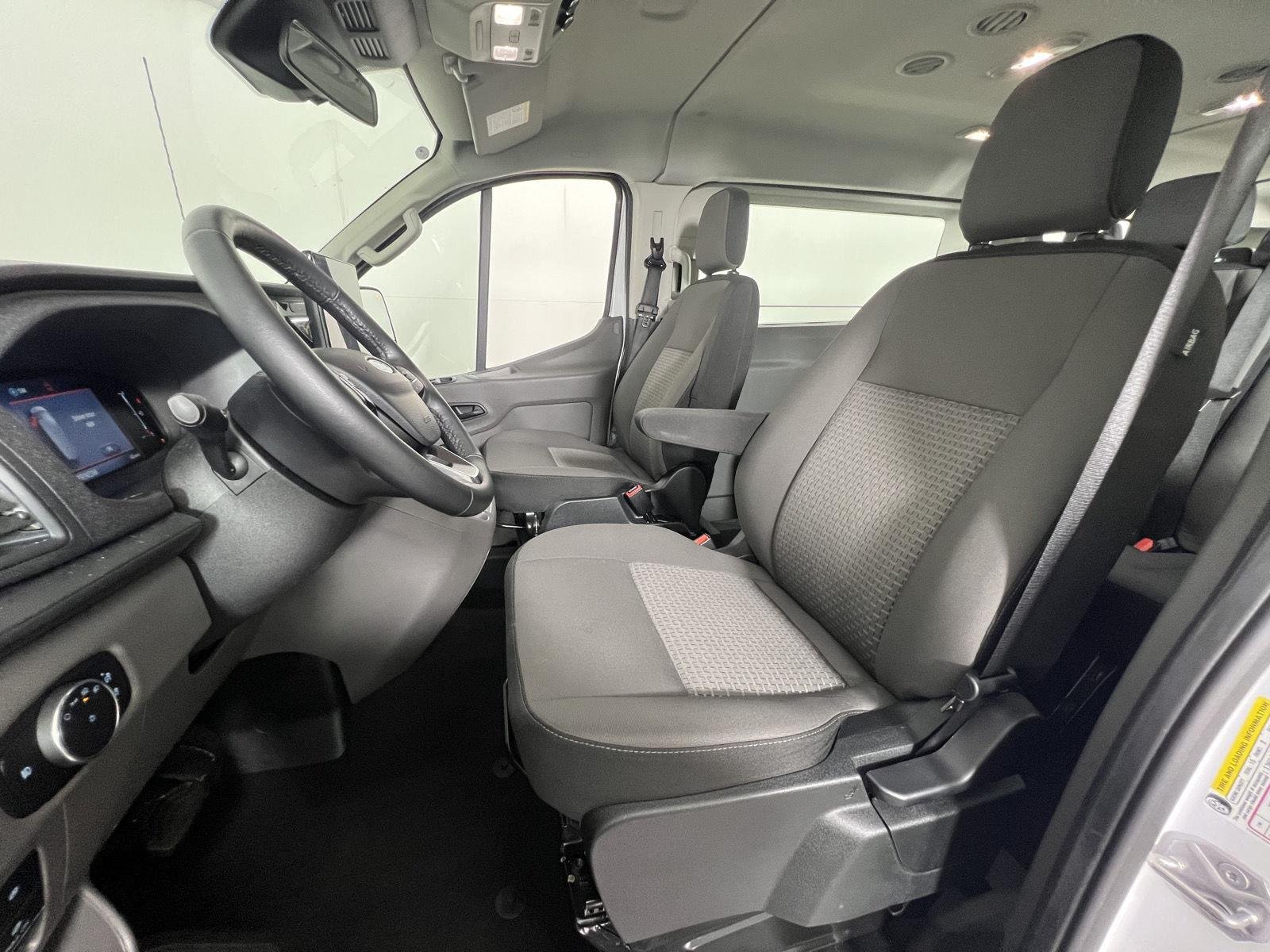 Used 2026 Oxford White Ford 350 XLT image 2