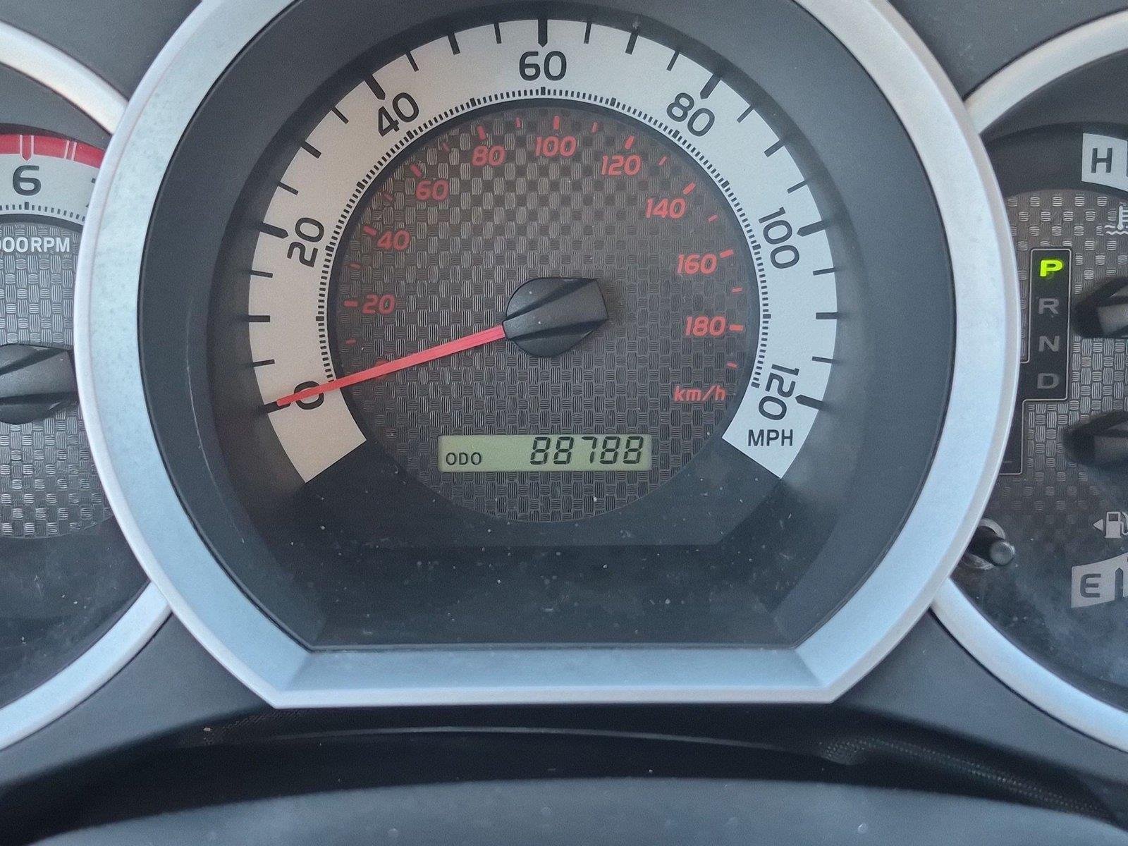 Used 2011  TOYOTA REGCAB image 20