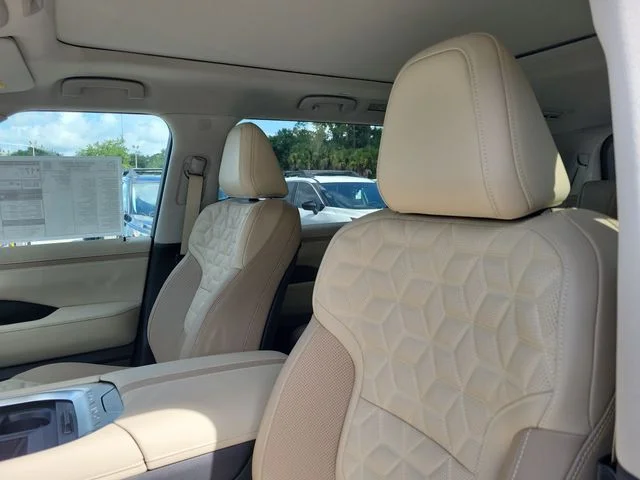 New 2026 Super Black Nissan Platinum Reserve image 20