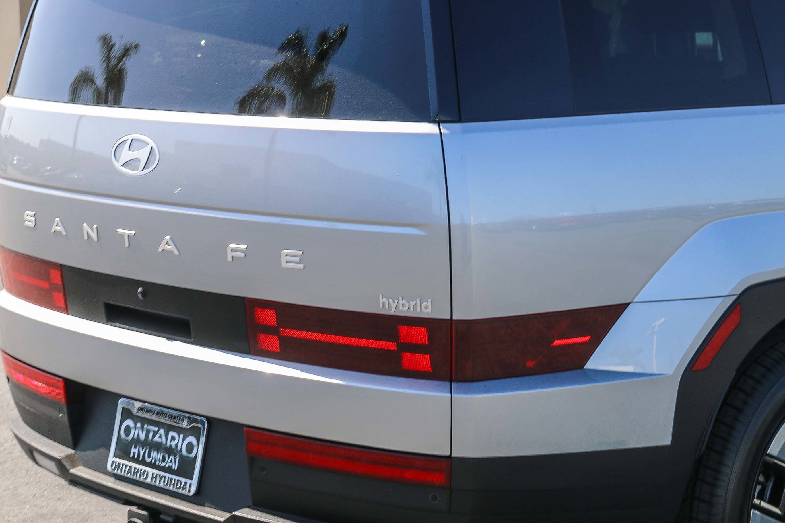 Certified Used 2025 Shimmering Silver Hyundai SEL image 8