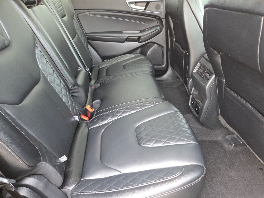 2024 Ford Edge Titanium - Photo 20