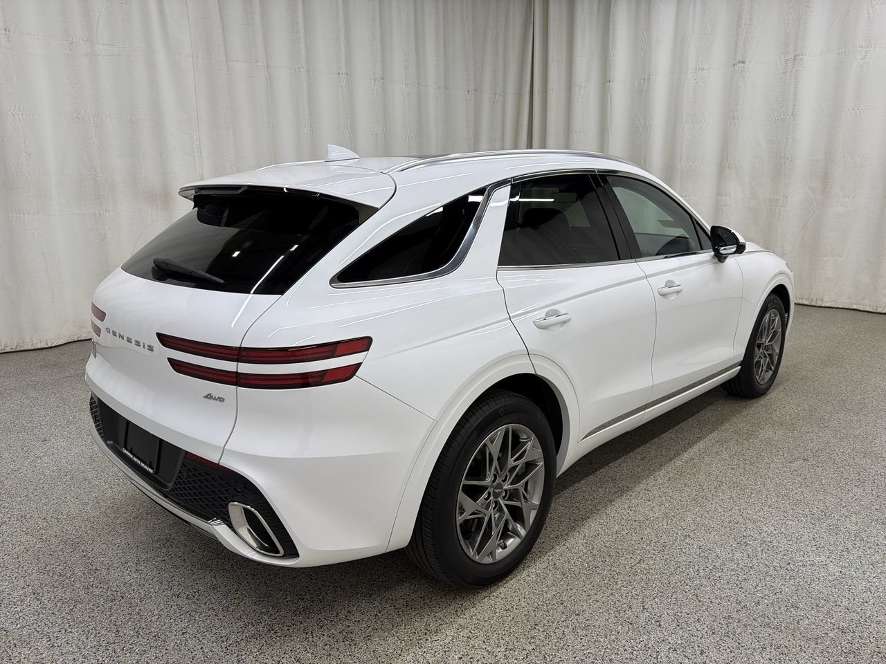 2025 GENESIS GV70 Standard - Photo 8