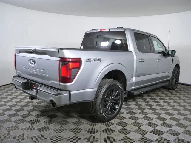 Used 2024 Silver Ford XLT image 8
