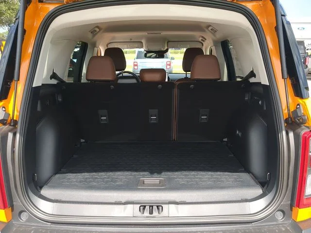 New 2026 Orange Fury Metallic Tri-Coat Ford Outer Banks® image 13