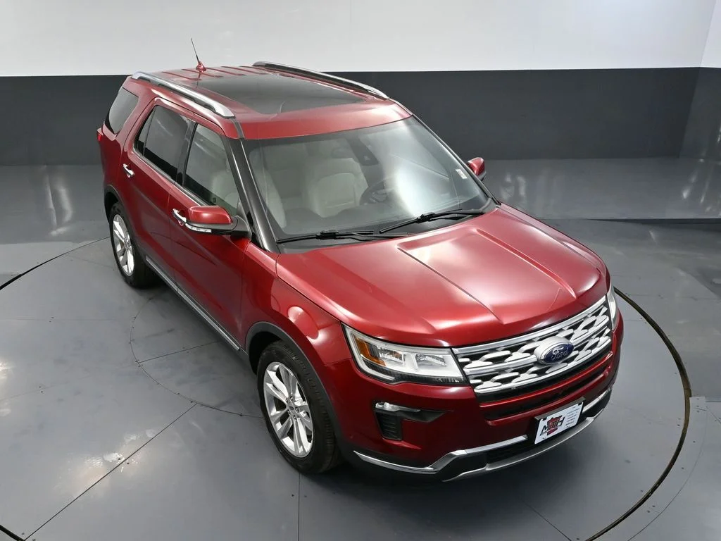 Used 2018 Red Ford Limited image 62