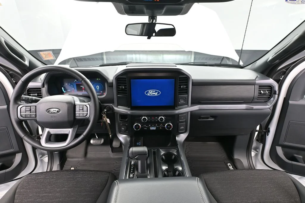 2025 Ford F-150 XLT - Photo 27