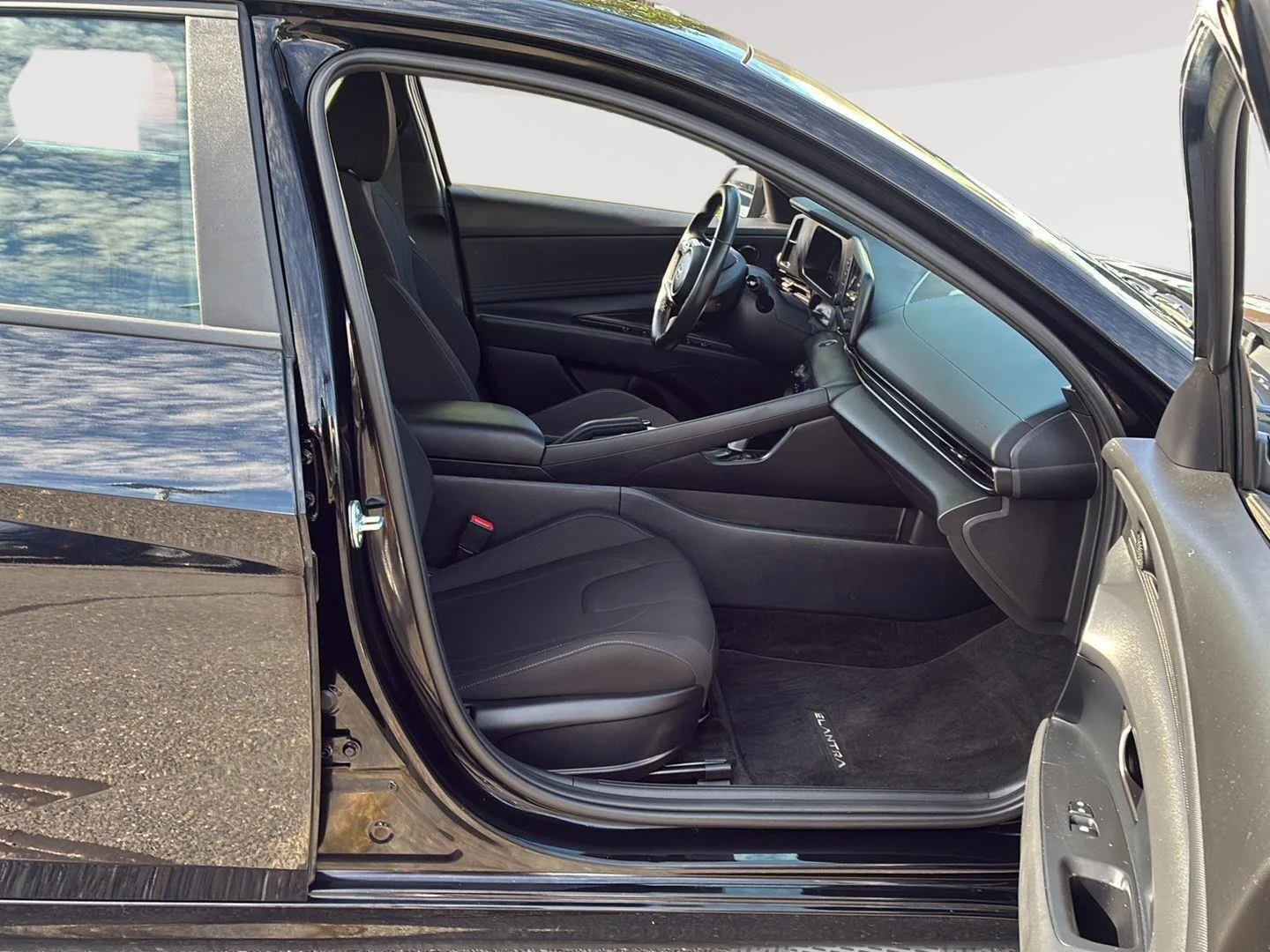 Certified Used 2025 Abyss Black Hyundai SEL Sport image 11