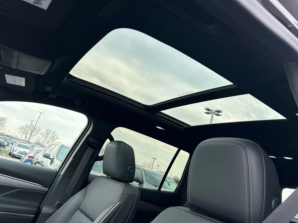 New 2026 Ebony Twilight Metallic Buick Preferred image 30