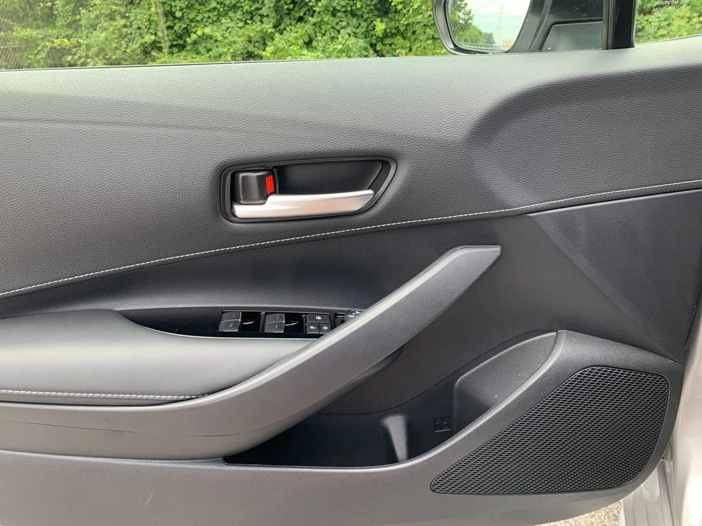 Used 2025 Silver Toyota Nightshade image 12