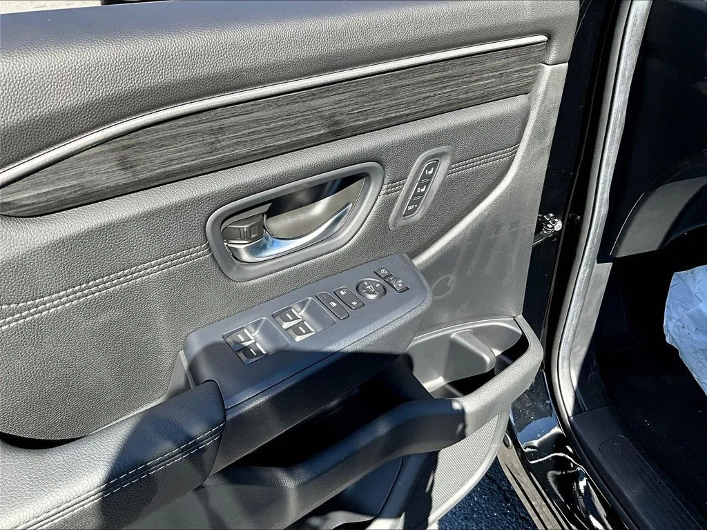 New 2026 Crystal Black Pearl Honda AWD Touring image 18