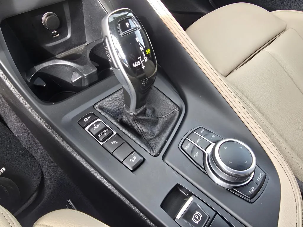 Used 2023 Jet Black BMW xDrive28i image 25