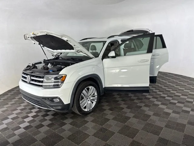 Used 2020 White Volkswagen 2.0T SE w/Technology image 12