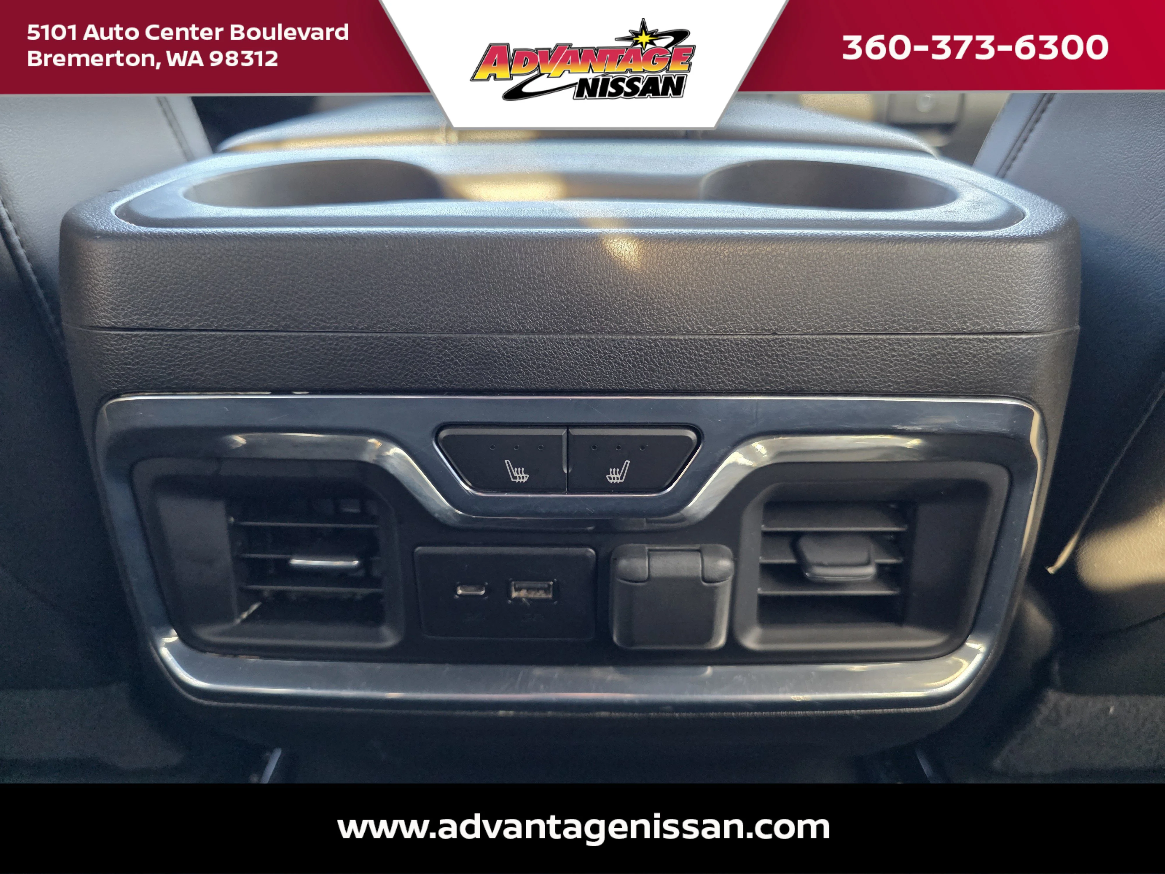 Used 2020 Cajun Red Tintcoat Chevrolet High Country image 17