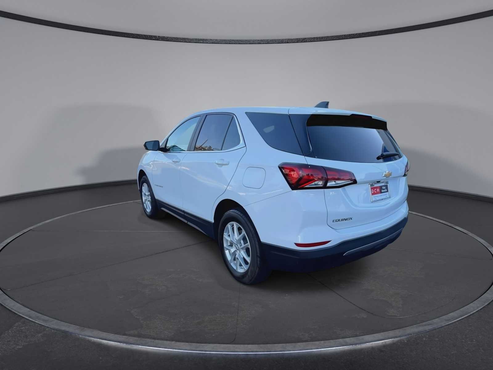 Used 2023 Summit White Chevrolet LT image 6