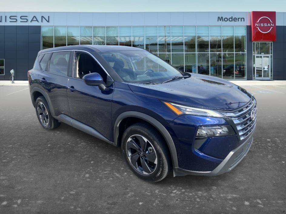 Used 2025 Deep Ocean Blue Pearl Nissan SV image 3