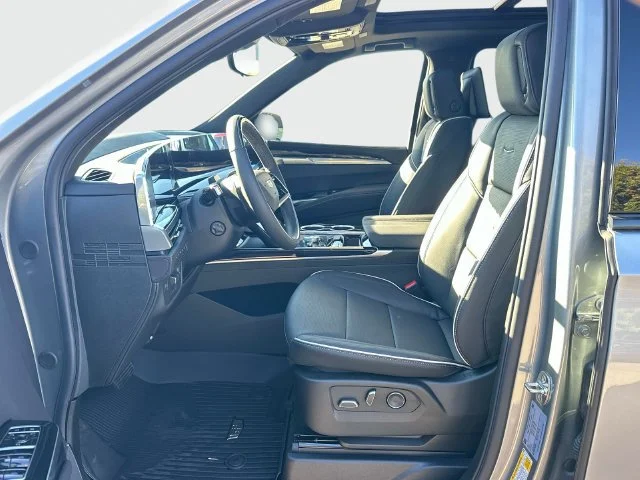 2027 Cadillac Escalade ESV Sport - Photo 10