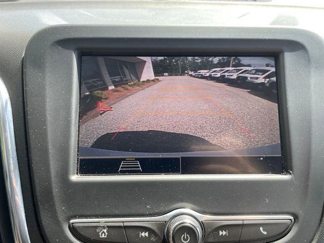 Used 2022 Summit White Chevrolet LT image 22