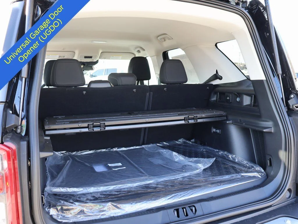 New 2025 Shadow Black Ford Big Bend® image 15
