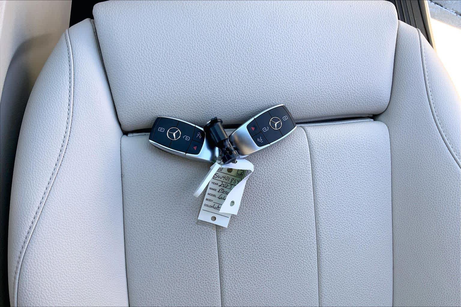 Certified Used 2025 Polar White Mercedes-Benz GLB 250 image 13