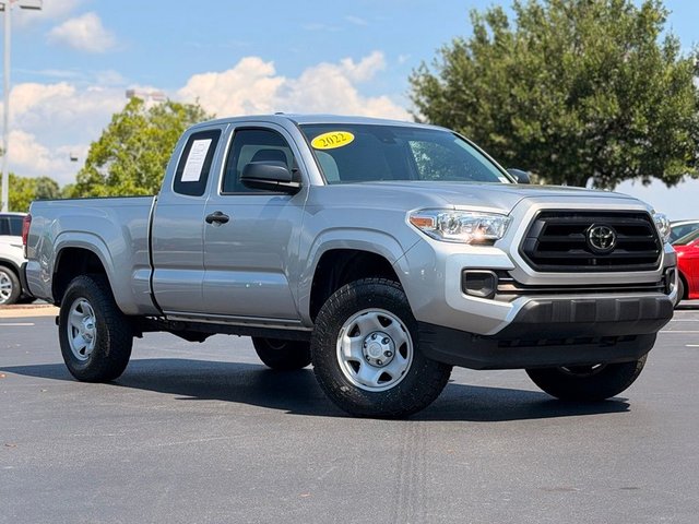 2022 Toyota Tacoma SR