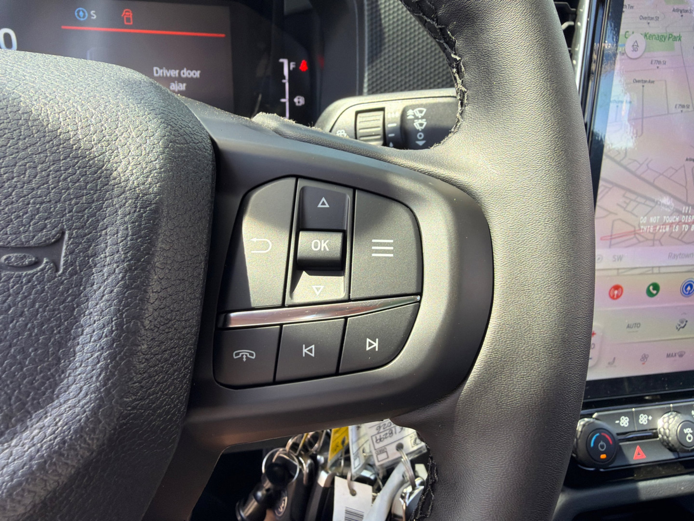 New 2026 Oxford White Ford XLT image 24