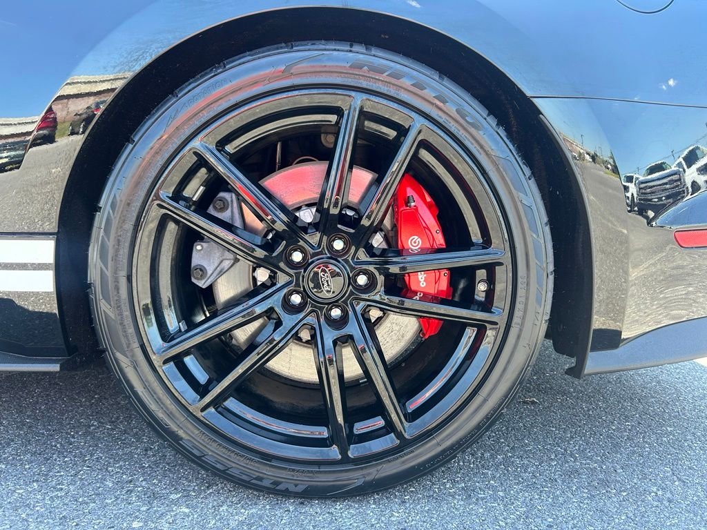 Used 2020 Shadow Black Ford Shelby GT500 image 11