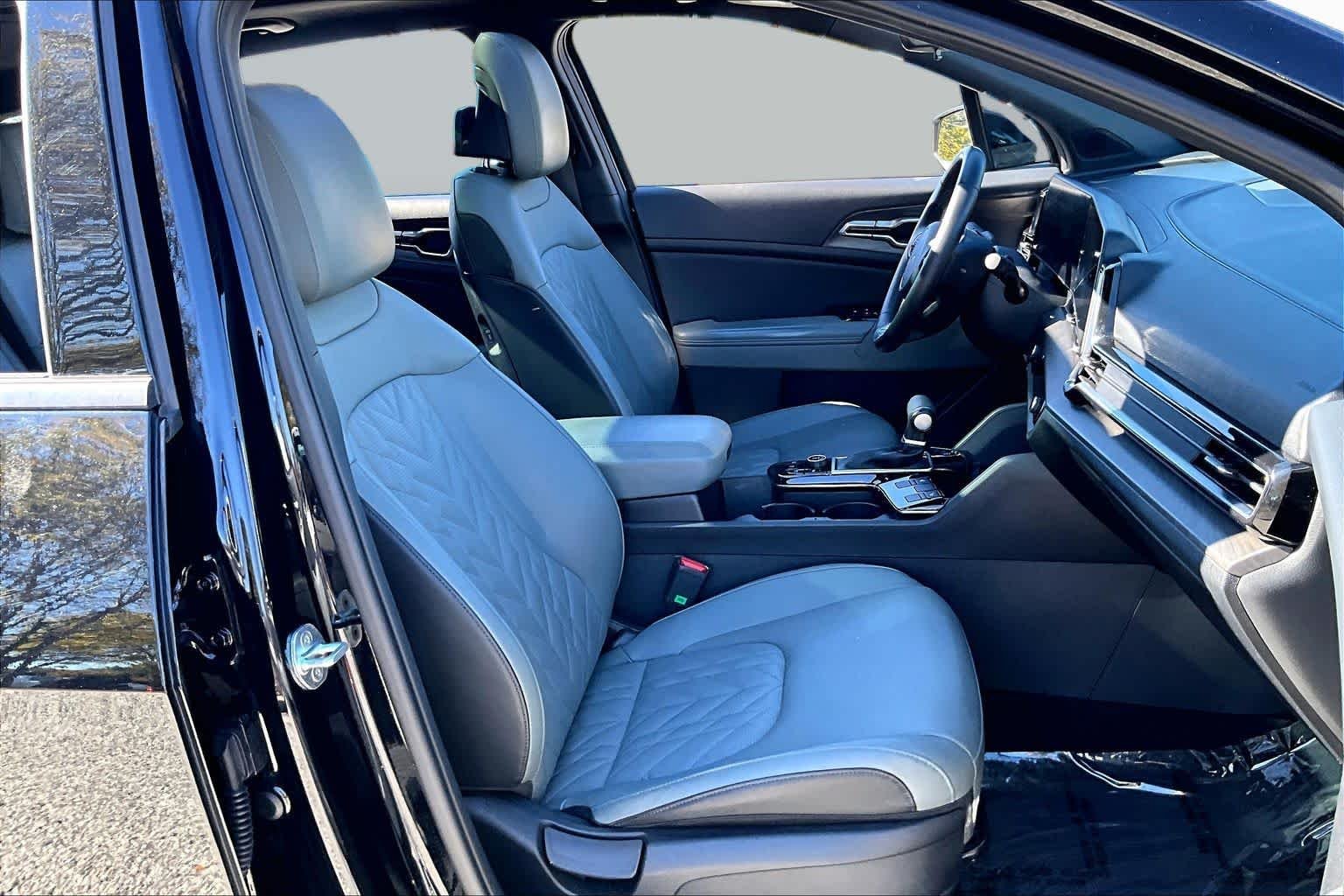 Used 2023 Ebony Black Kia X-Line image 9