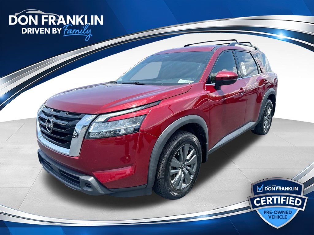 Used 2022 Red Nissan SV image 1