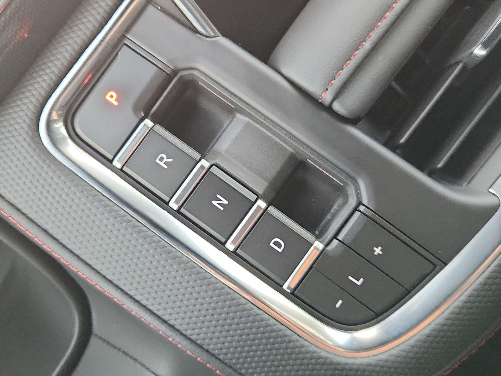 2024 Chevrolet Suburban RST - Photo 16