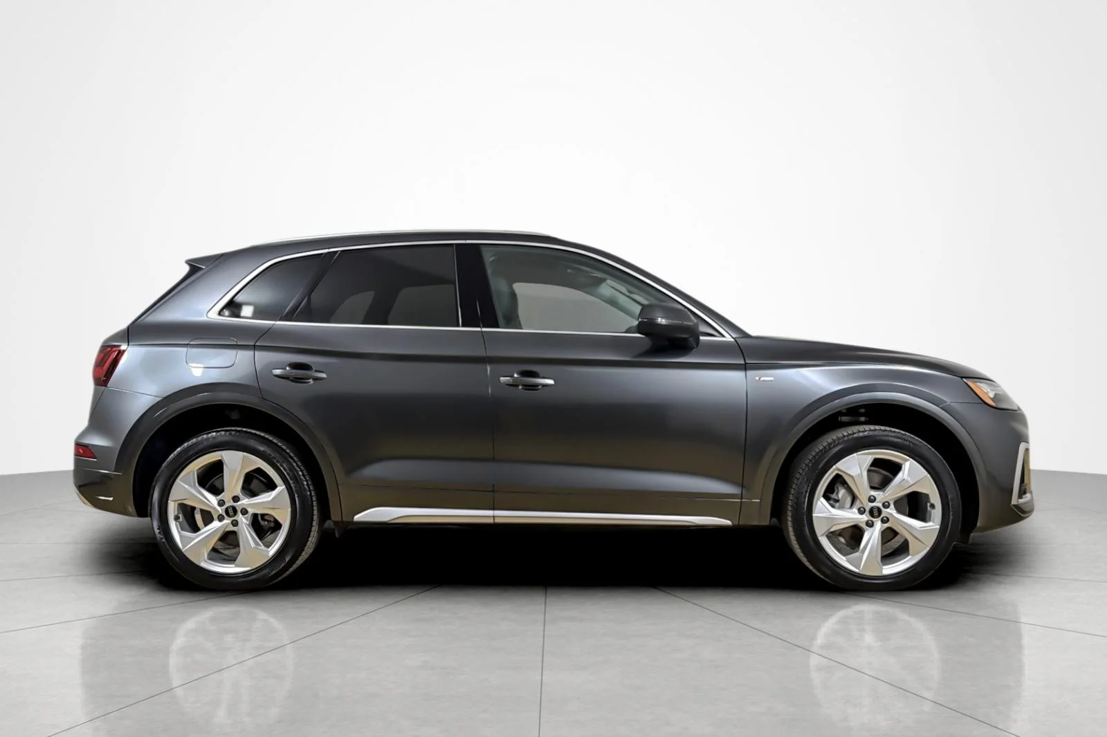 Used 2023 Daytona Gray Pearl Effect Audi S line Premium Plus 45 TFSI quattro image 6