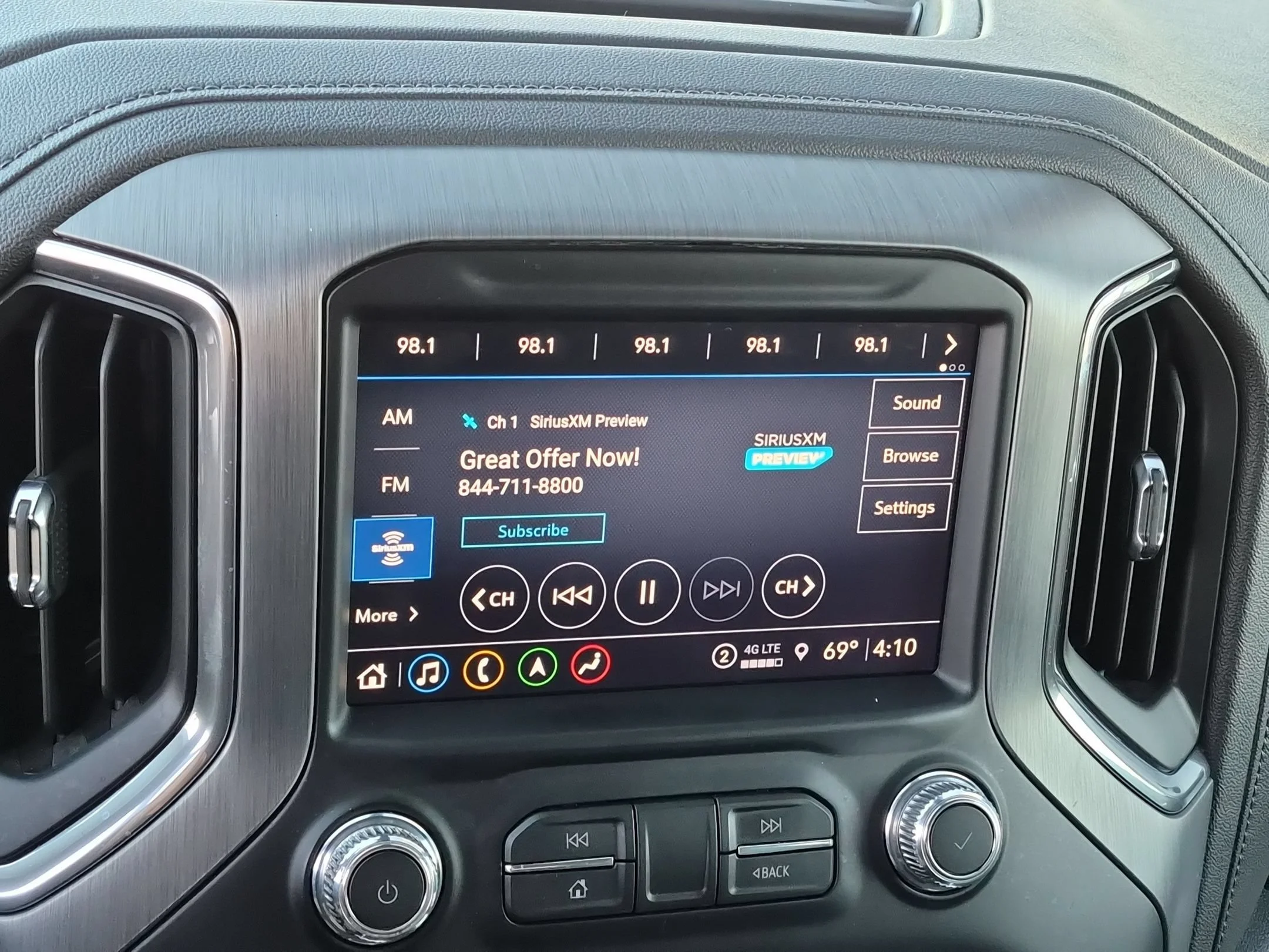 Used 2023 Summit White GMC Denali image 12