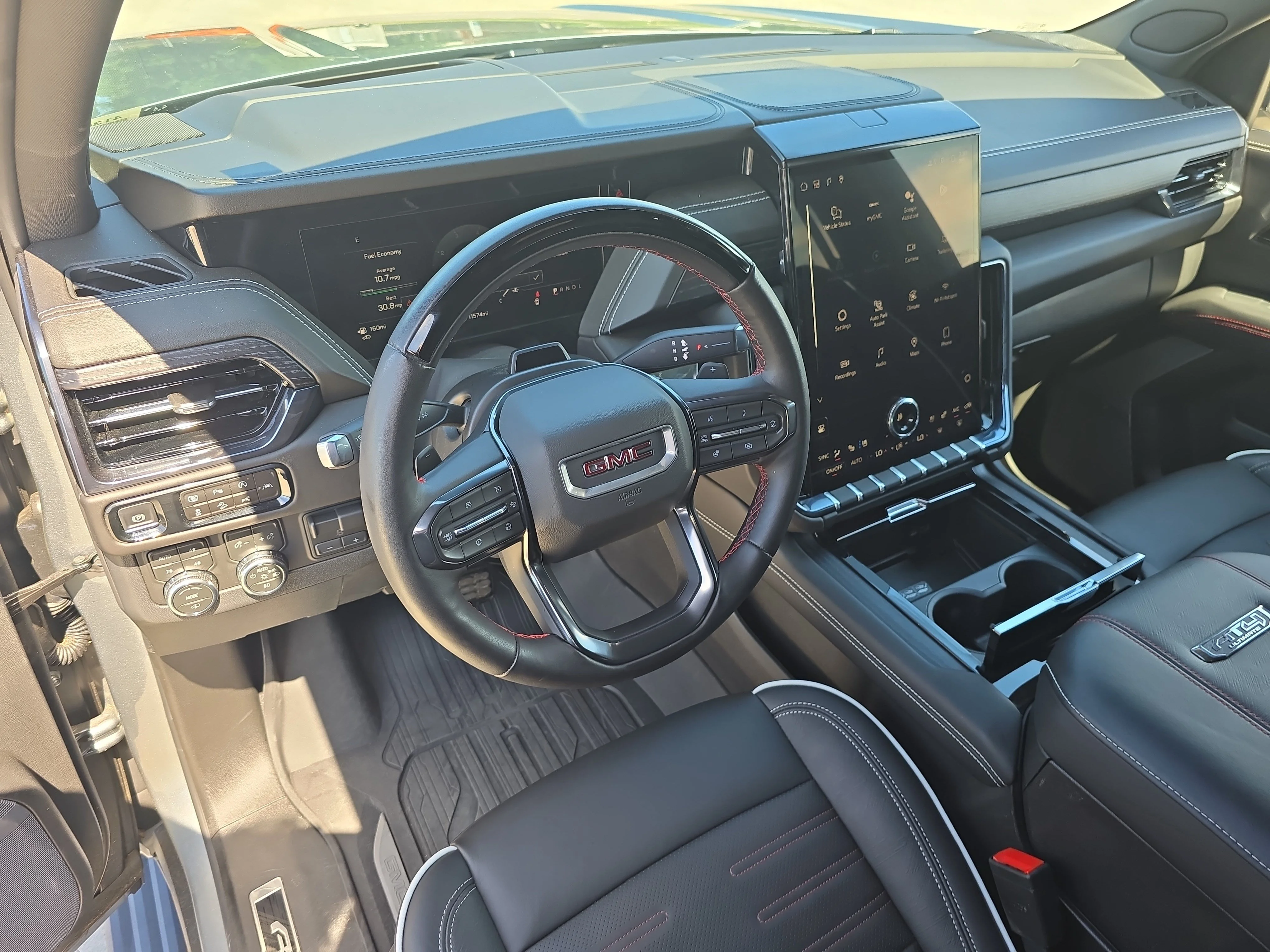 Used 2026 Sterling Metallic GMC AT4 Ultimate image 17