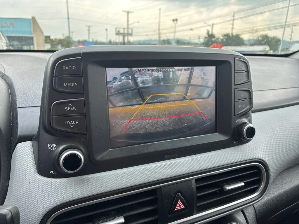 Certified Used 2019 Gray Hyundai SE image 7