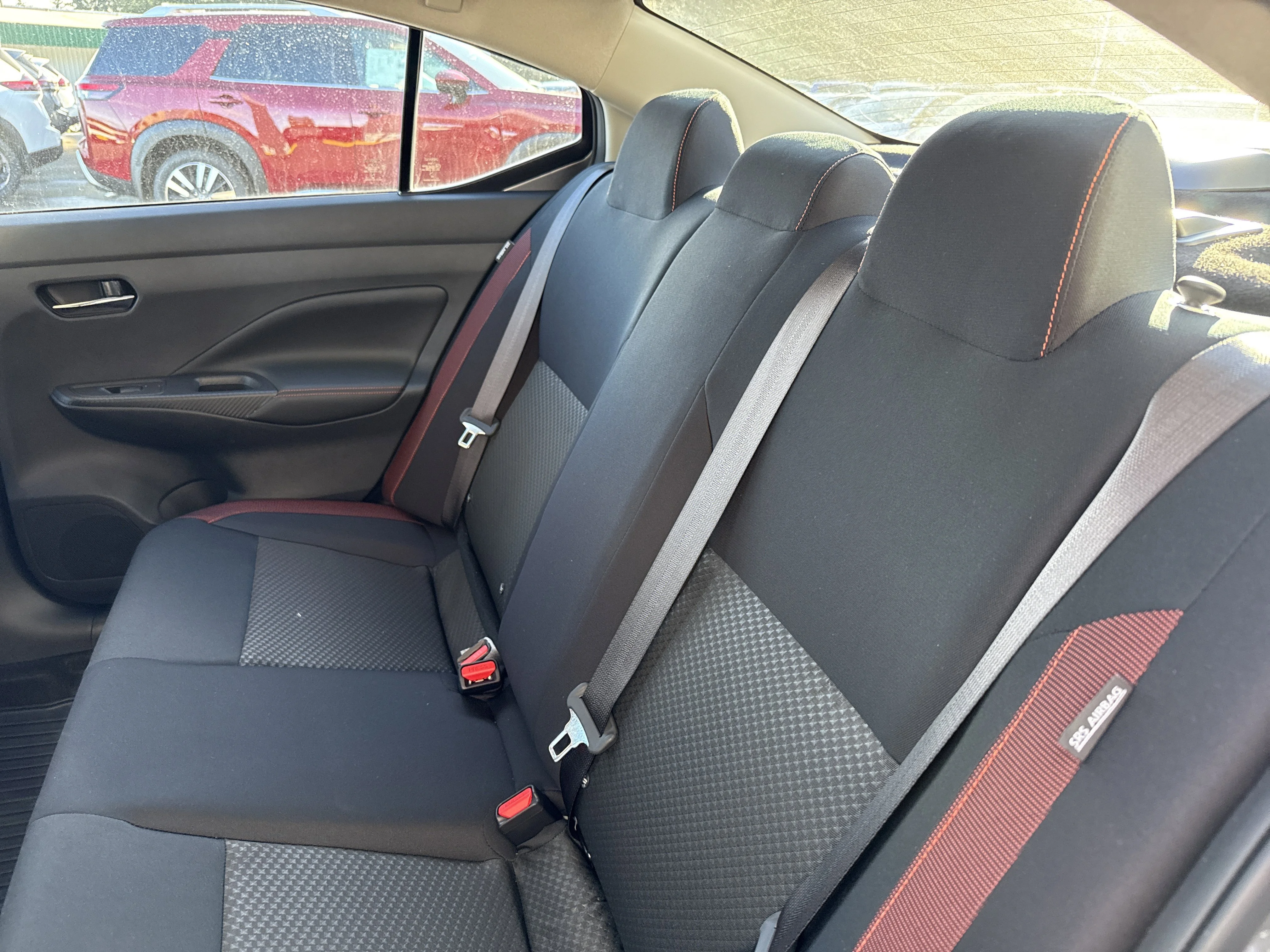 2025 Nissan Versa Sedan SR - Photo 14
