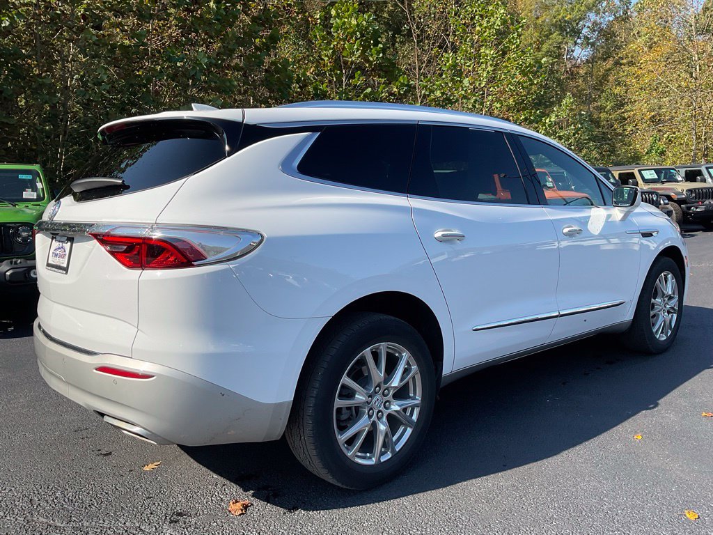 Used 2023 White Buick Essence image 6