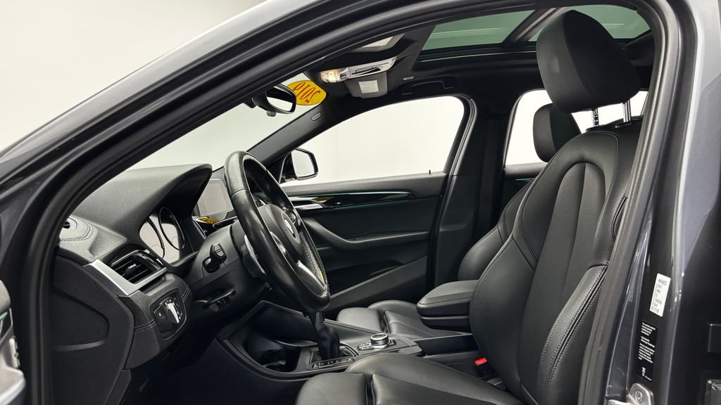 Used 2019 Gray BMW xDrive28i image 12